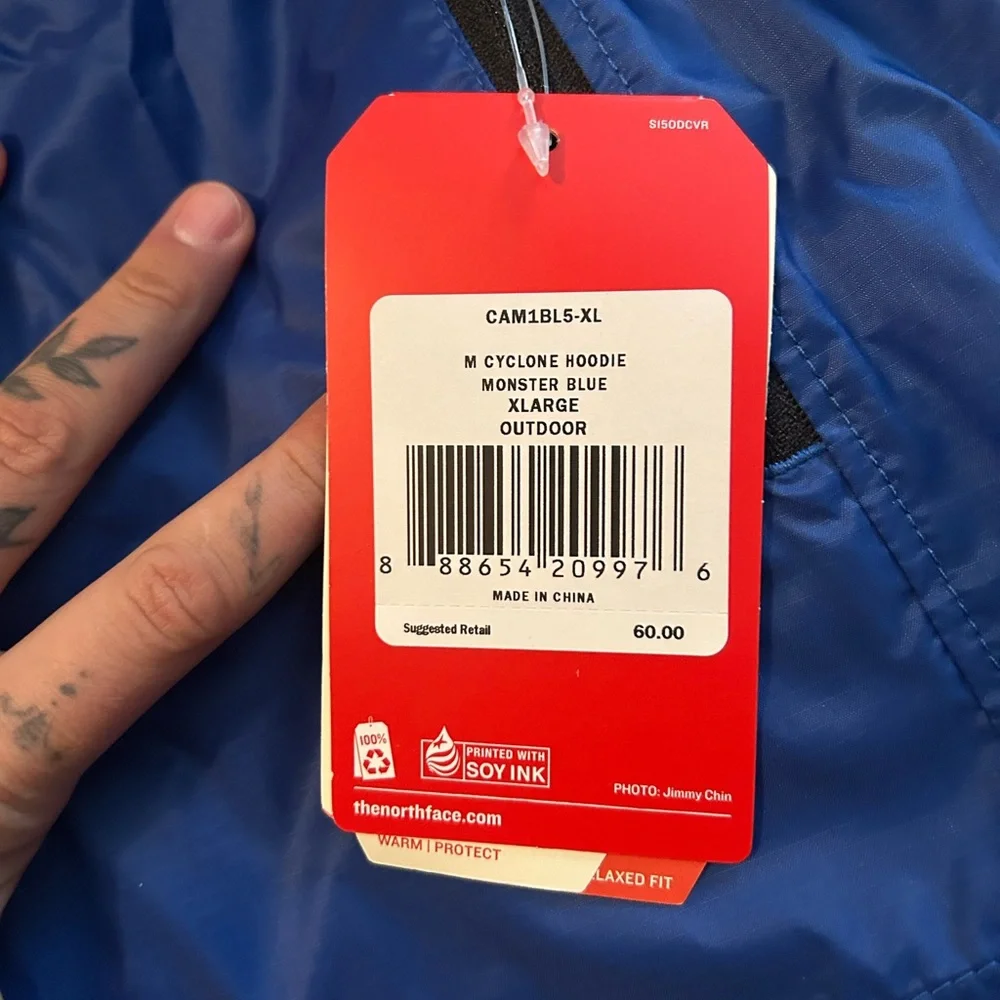 NWT: The North Face Men’s Cyclone Jacket Size XL - Picture 3 of 3